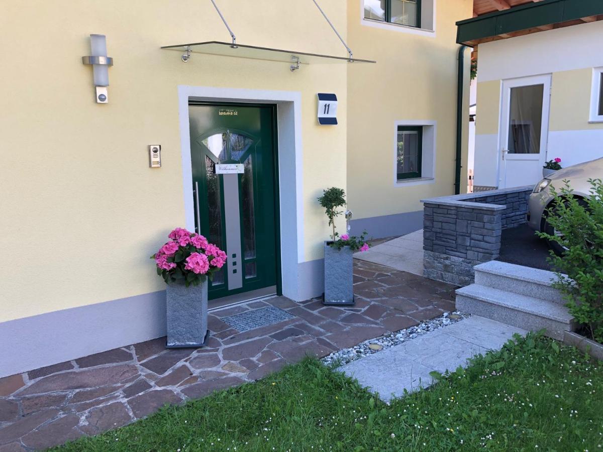 Haus Tschirgantblick Apartment Таренц Екстериор снимка