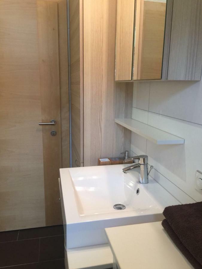 Haus Tschirgantblick Apartment Таренц Екстериор снимка