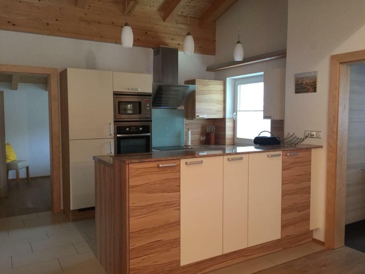 Haus Tschirgantblick Apartment Таренц Екстериор снимка